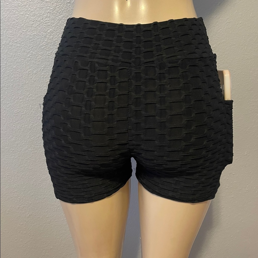 Black bubble shorts very Comfortable‼️